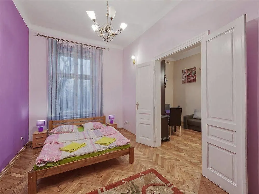 Hostel 70S Krakov Hotel