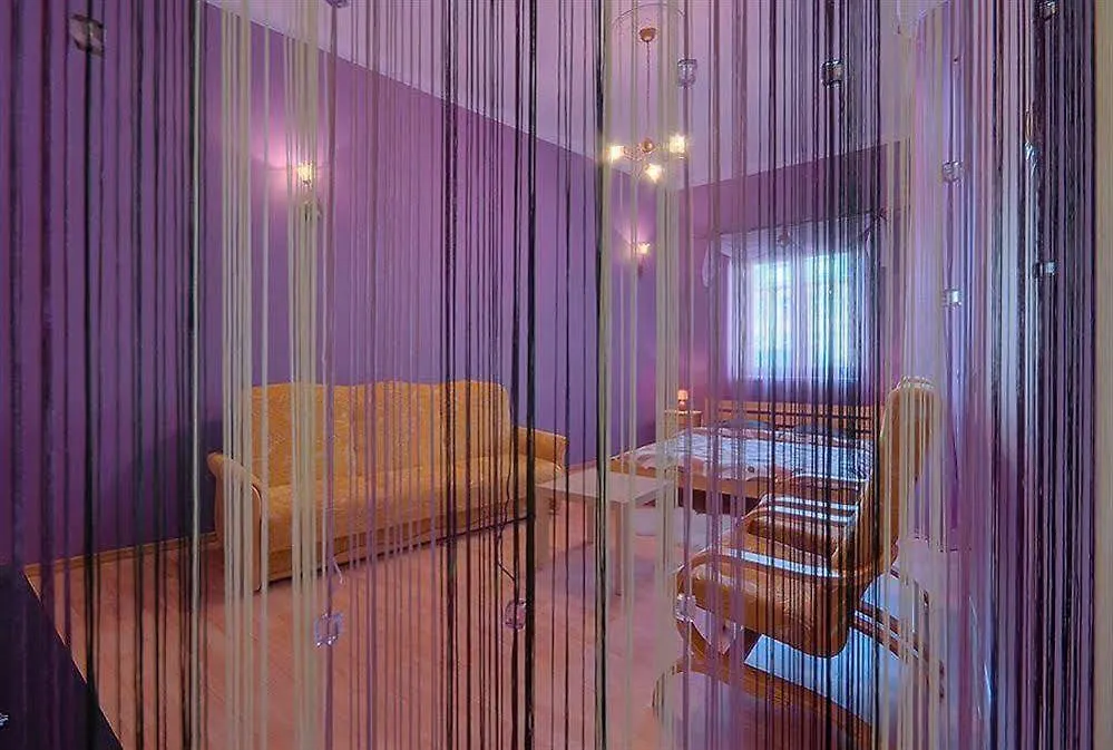 Hostel 70S Krakov 2*,